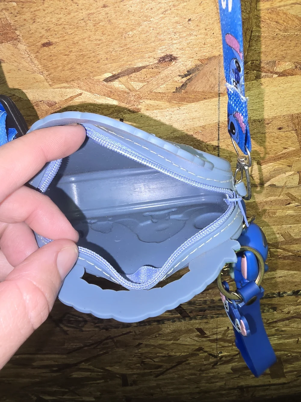 Kids Crossbody Bag – Cute Stitch Character Design. Bag And Keychain